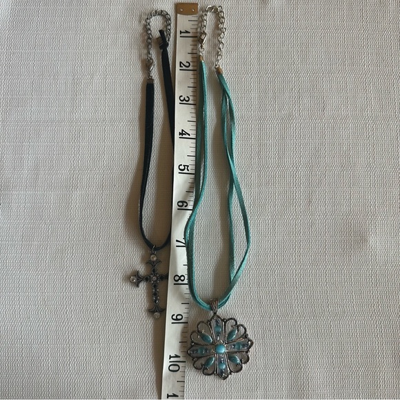 Vintage Suede Chain Necklaces Black Cross Pendants & Turquoise Flower - Picture 7 of 8
